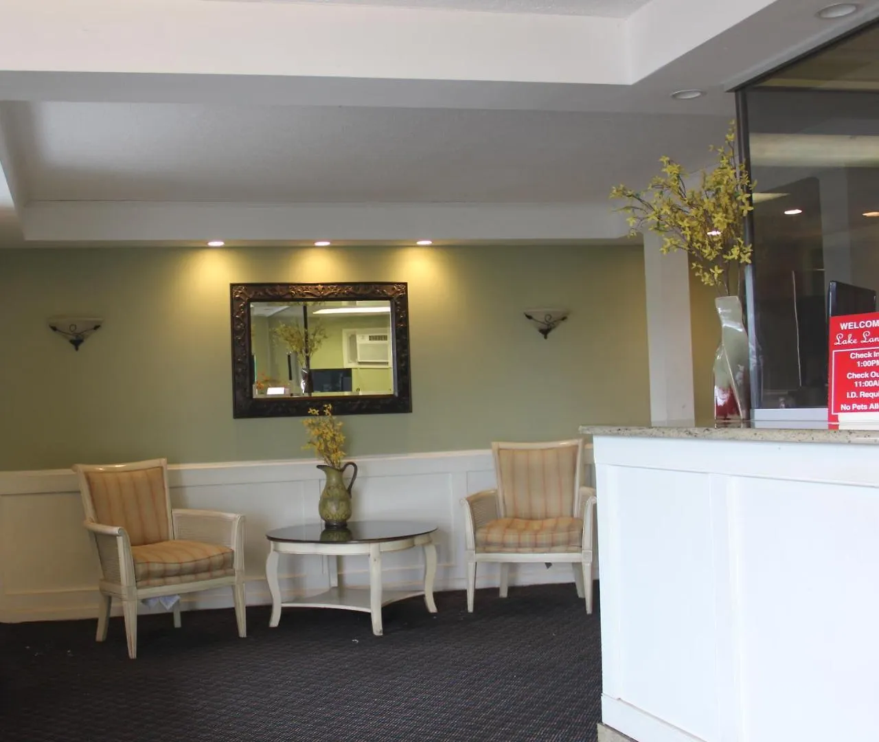 Lakeland Inn Bohemia 2*,